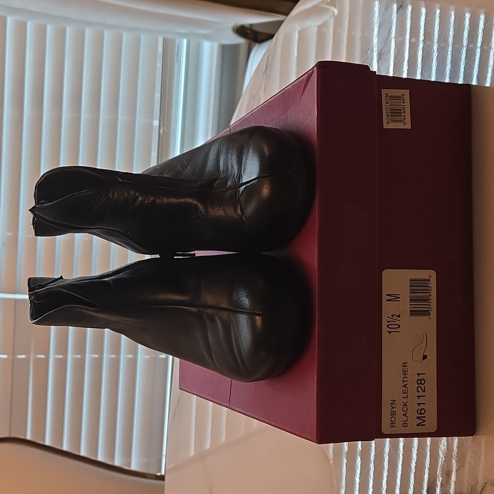 Munro Robyn Black Leather Boot Size 10.5 M - Picture 6 of 8